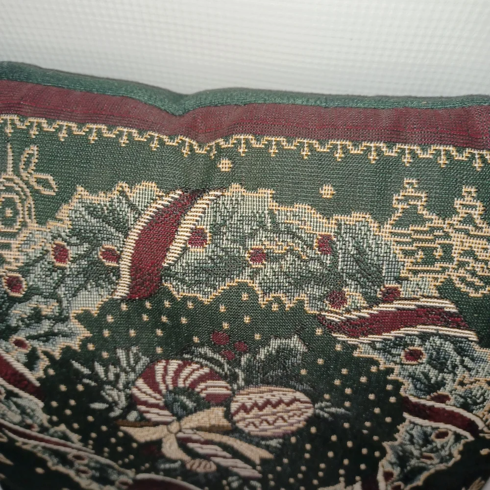 Vintage Tapestry Festive Holiday Wreath Throw Pillow - Green and Red Christmas